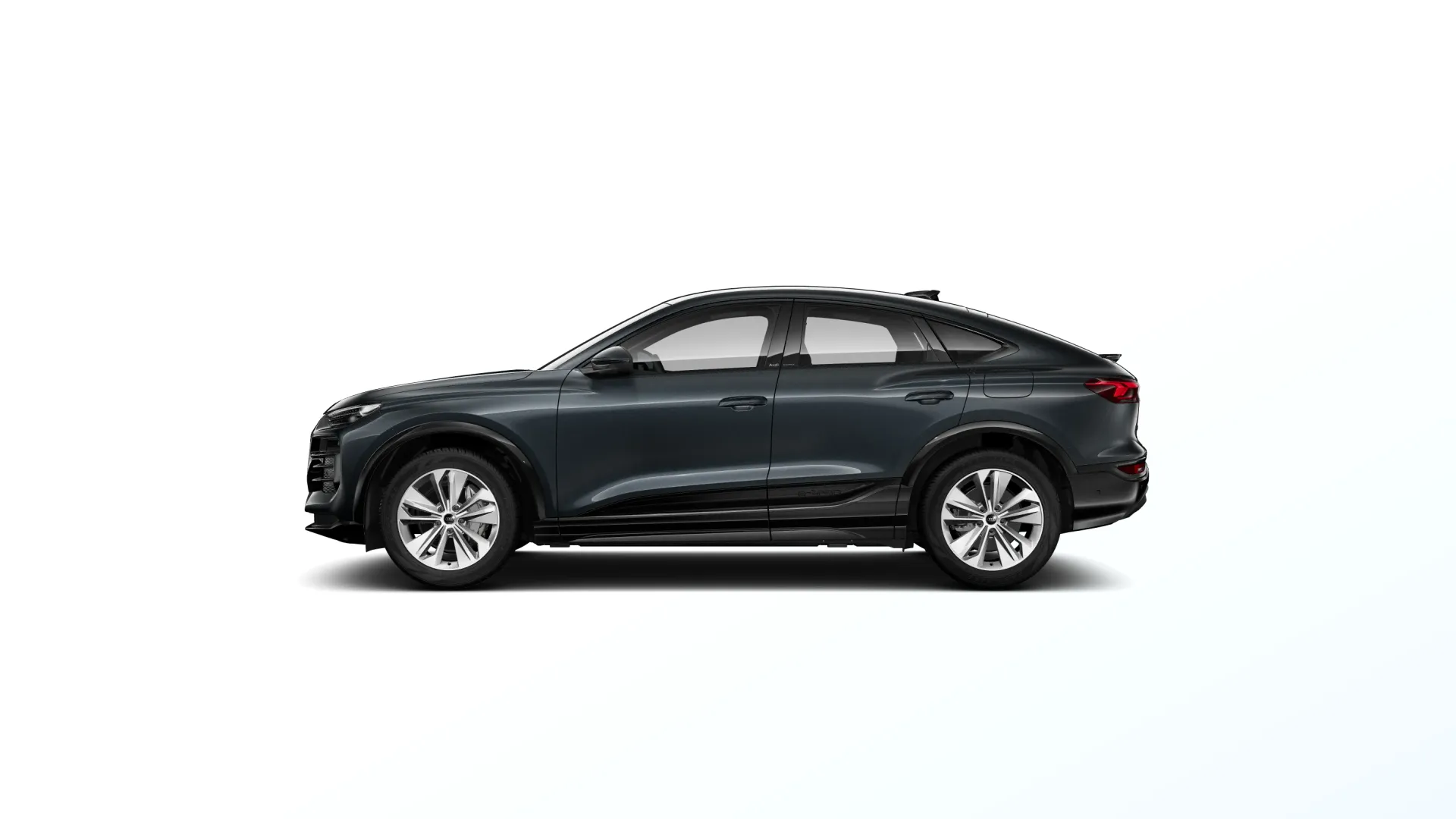 Q6 Sportback e-tron, Q6 e-tron Sportback, Šedá Manhattan, side