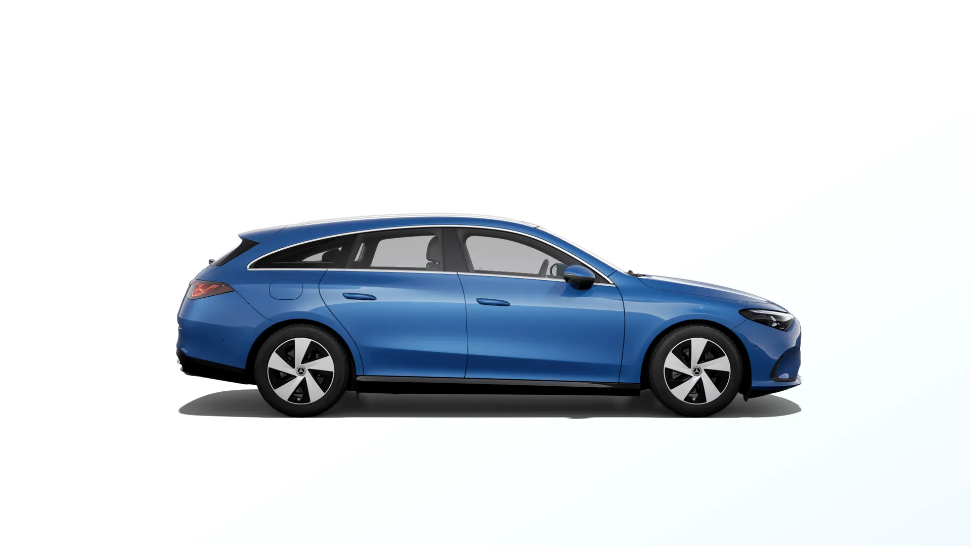 CLA Shooting Brake (X174), Linie Progressive, Metalická modrá clear, side