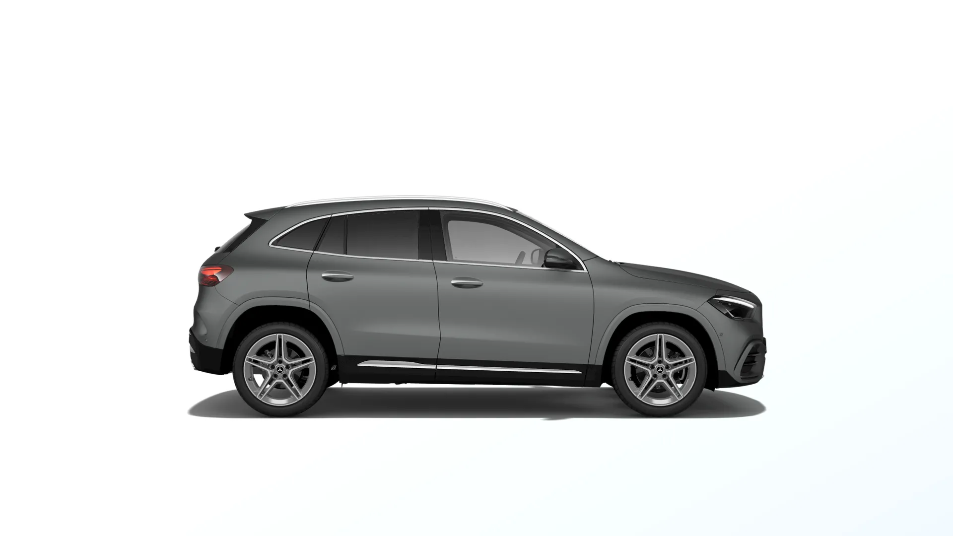 GLA (H247-fl), Linie AMG, Magno šedá mountain MANUFAKTUR, side