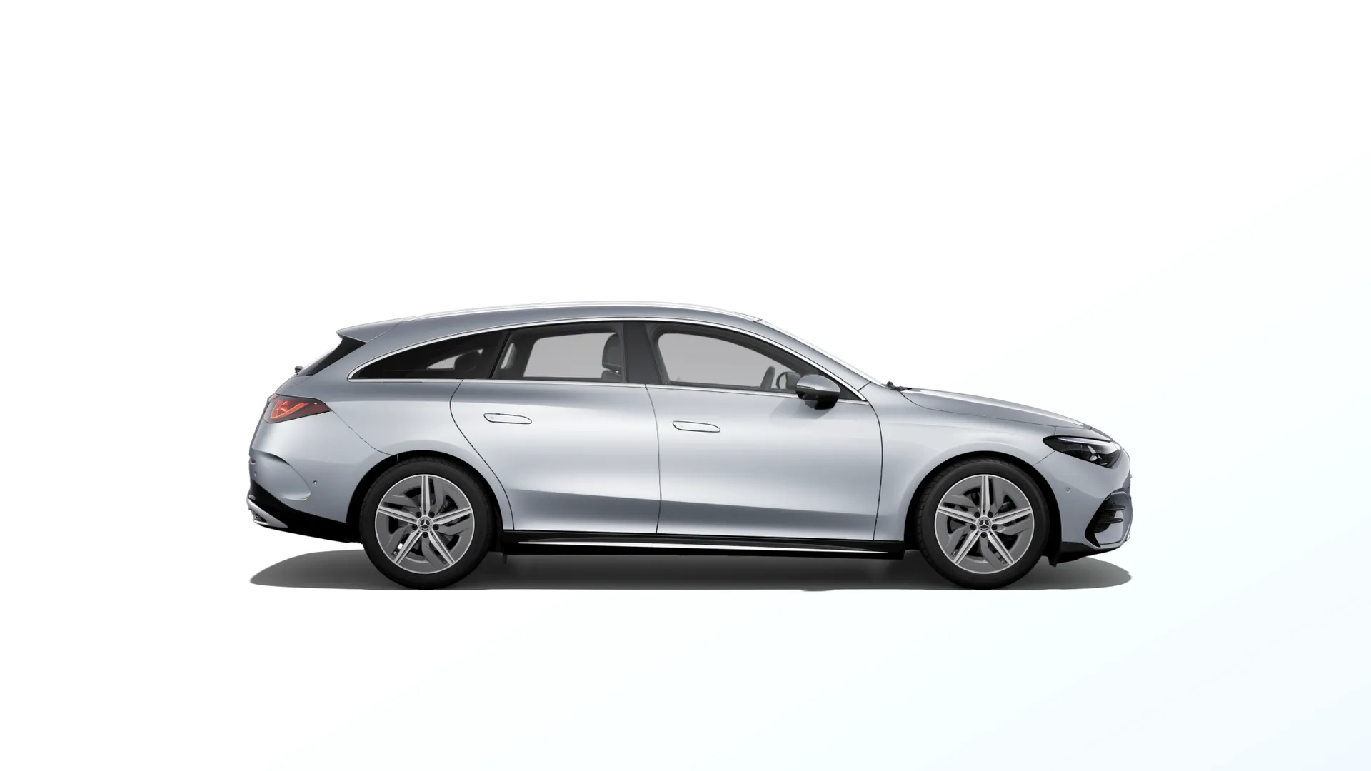 CLA Shooting Brake (X178), Linie AMG, Metalická stříbrná high-tech, side