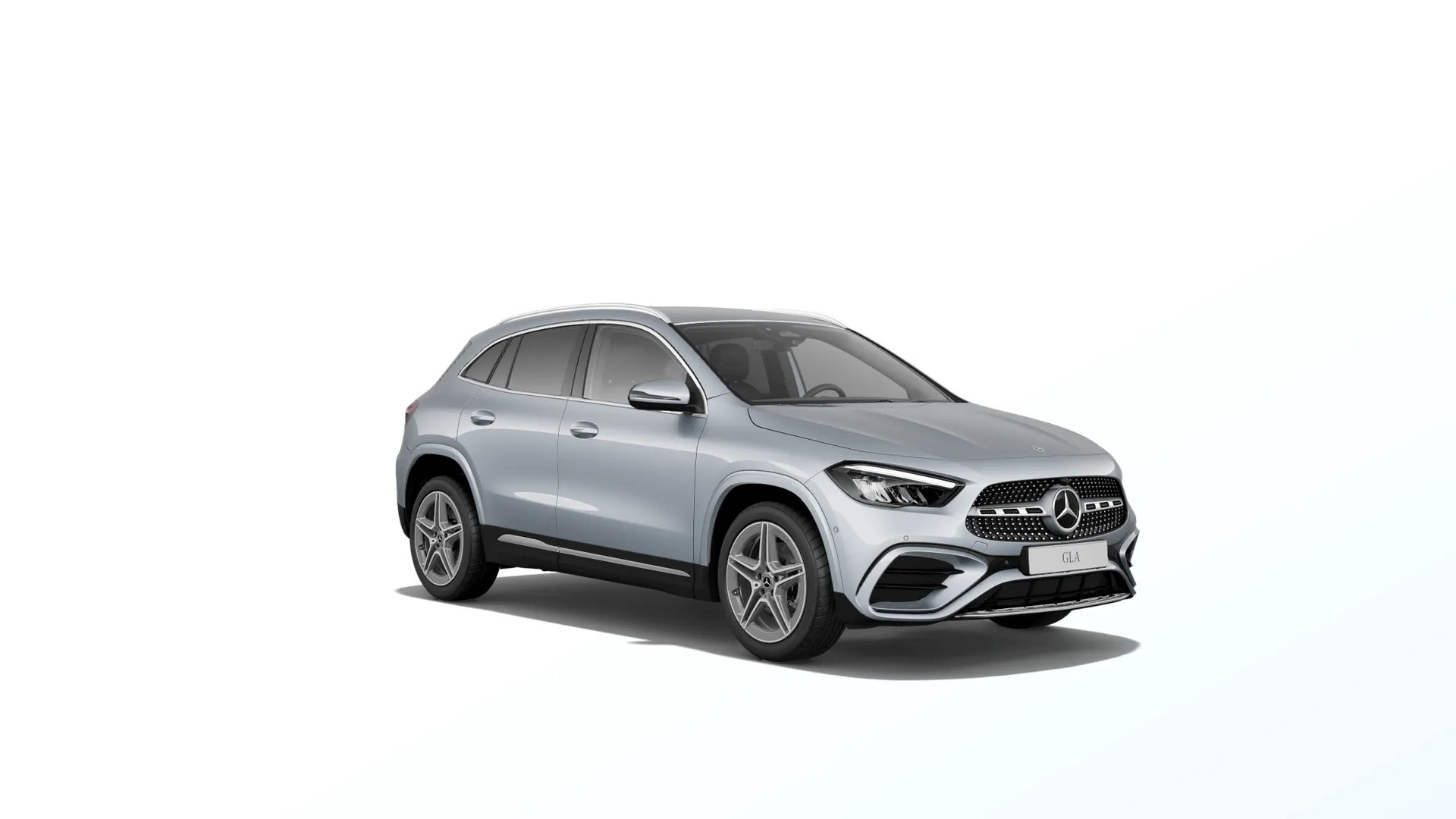 GLA (H247-fl), Linie AMG, Metalická stříbrná high-tech, front