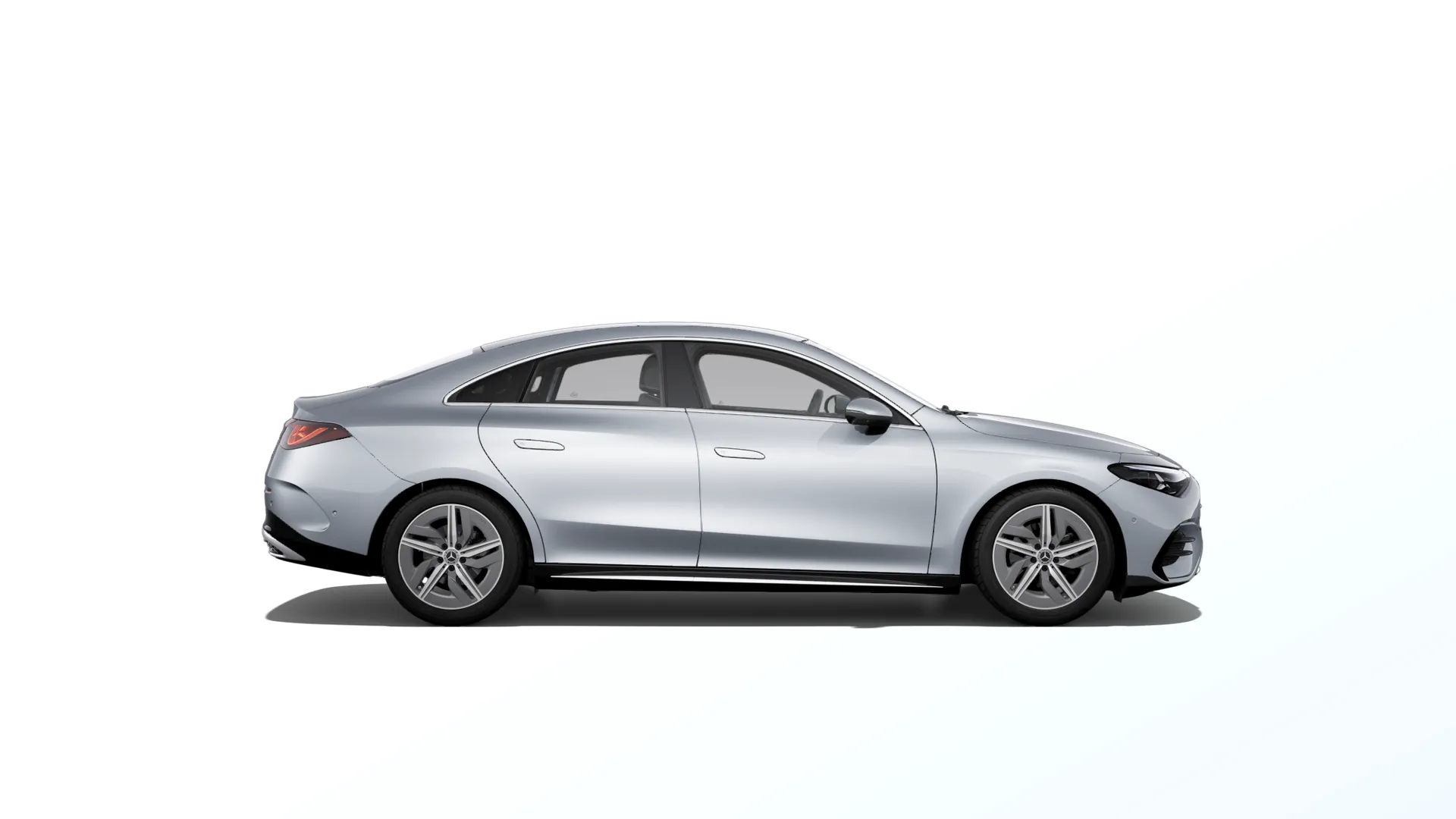 CLA (C178), Linie AMG, Metalická stříbrná high-tech, side