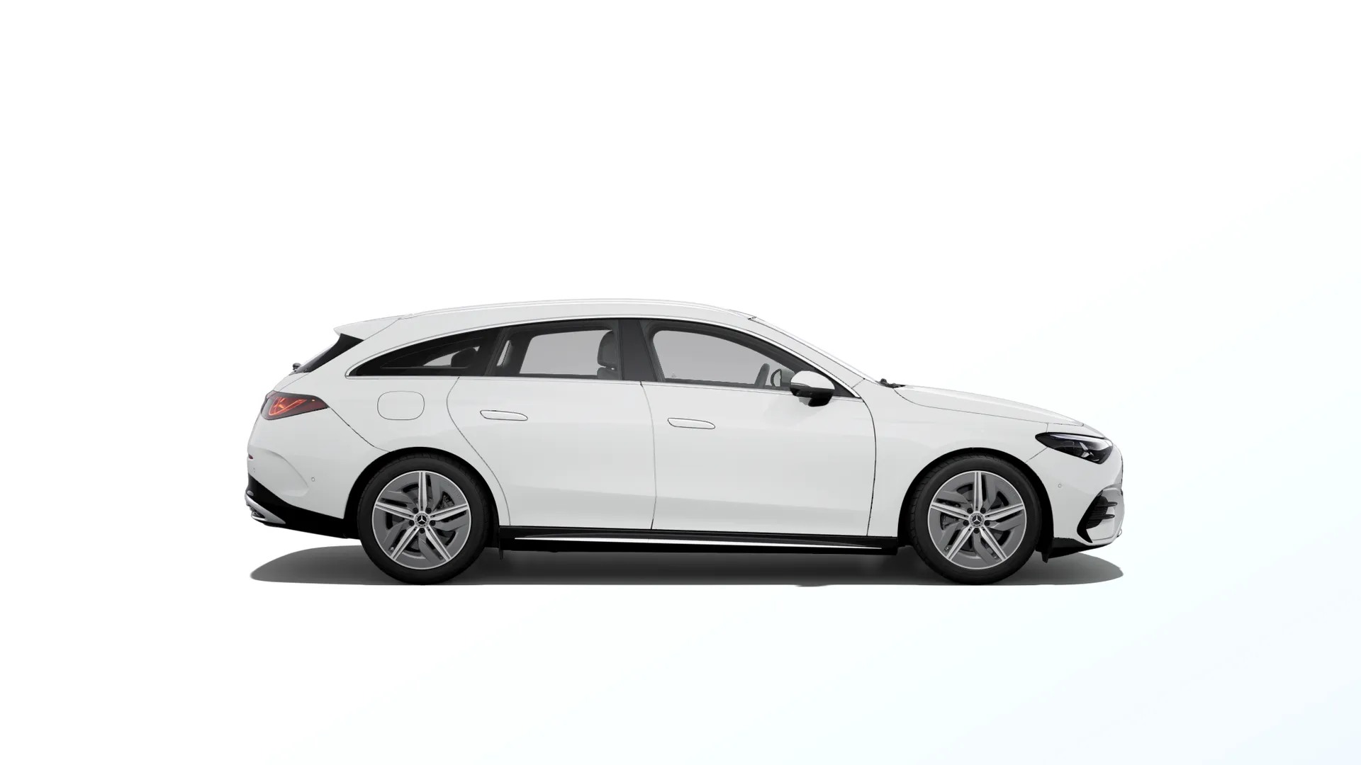 CLA Shooting Brake (X174), Linie AMG, Nemetalická bílá polar, side