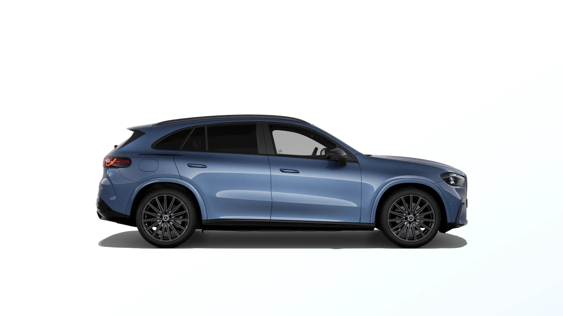GLC (X540), Linie AMG Plus, Metalická modrá sodalite, side