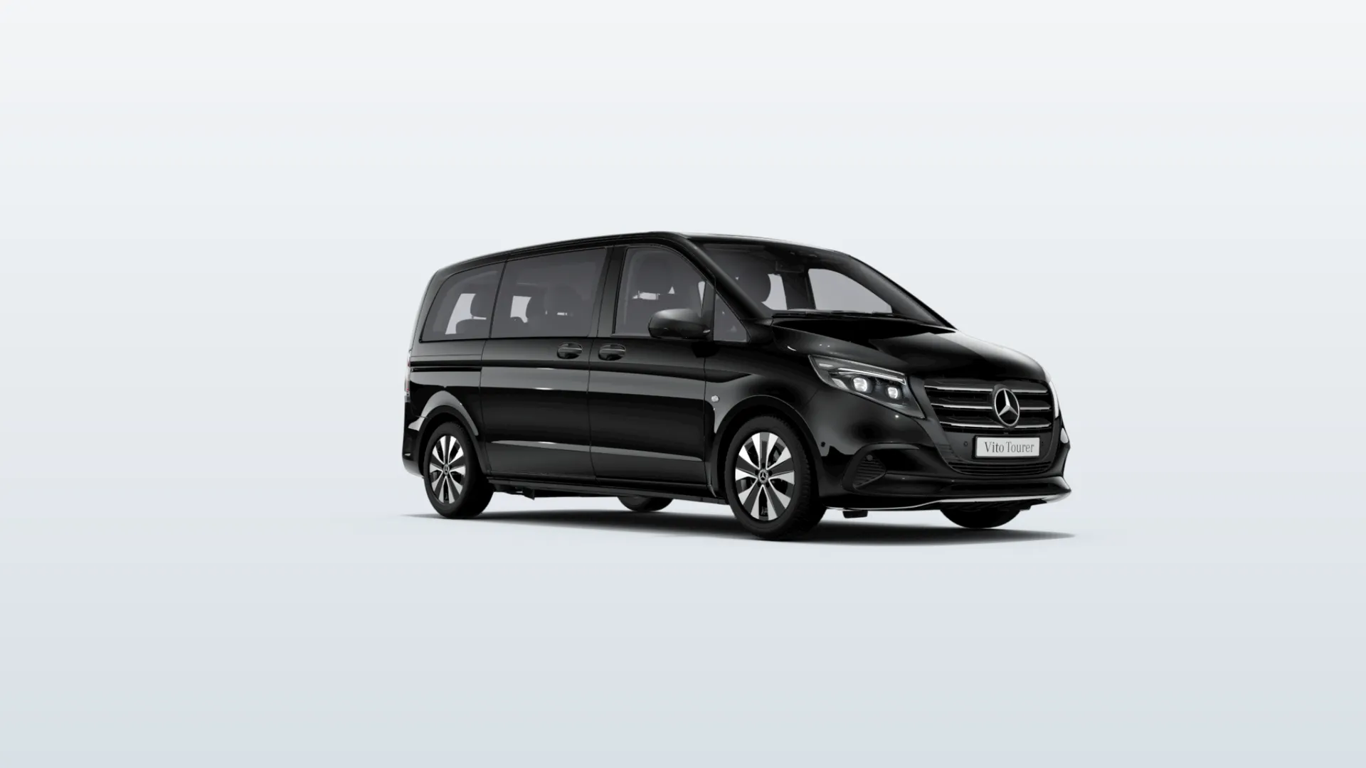 Vito Tourer K, SELECT, Černá metalická, obsidianová, front