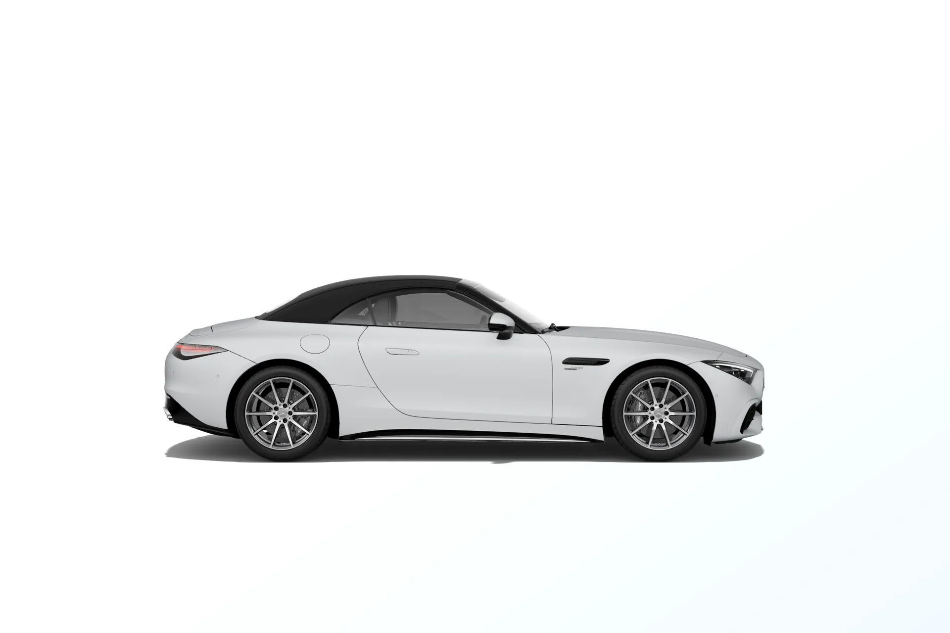 Mercedes-AMG SL Roadster (R232), Sada AMG Aerodynamics, Magno bílá opalite MANUFAKTUR, side