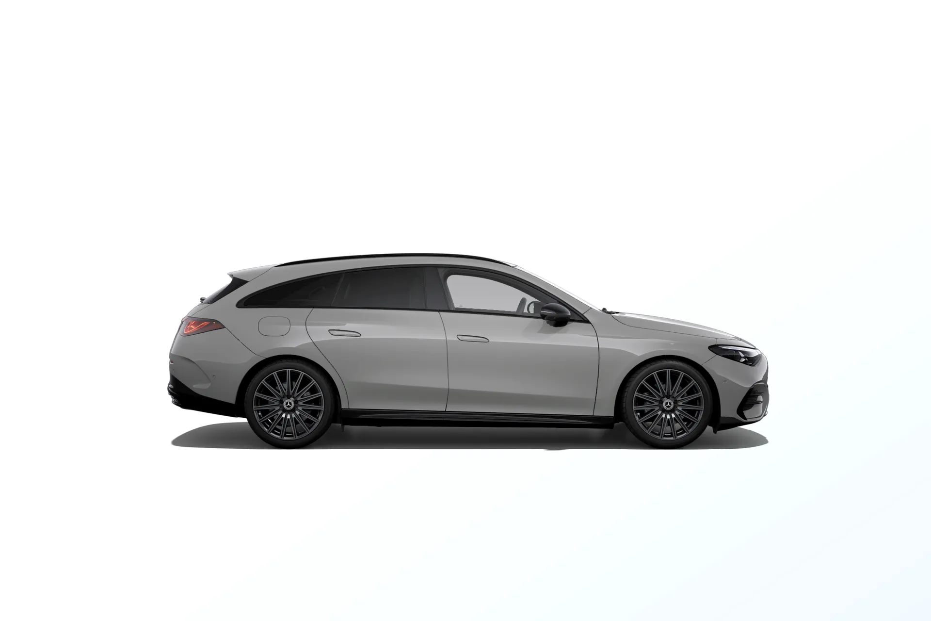 CLA Shooting Brake (X174), Linie AMG Plus, Nemetalická šedá alpine MANUFAKTUR, side