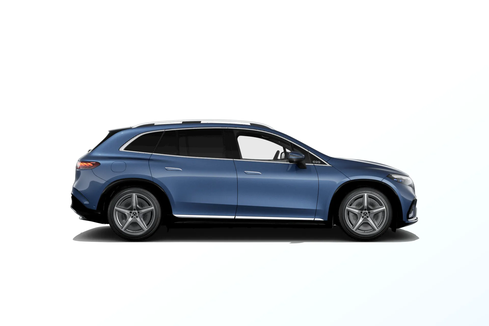 EQS SUV (X296), Linie AMG exteriér, Metalická modrá sodalite, side