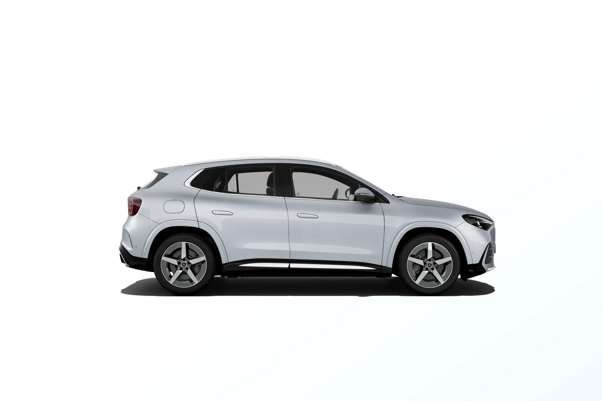 GLA (H244), Linie AMG, Metalická stříbrná high-tech, side