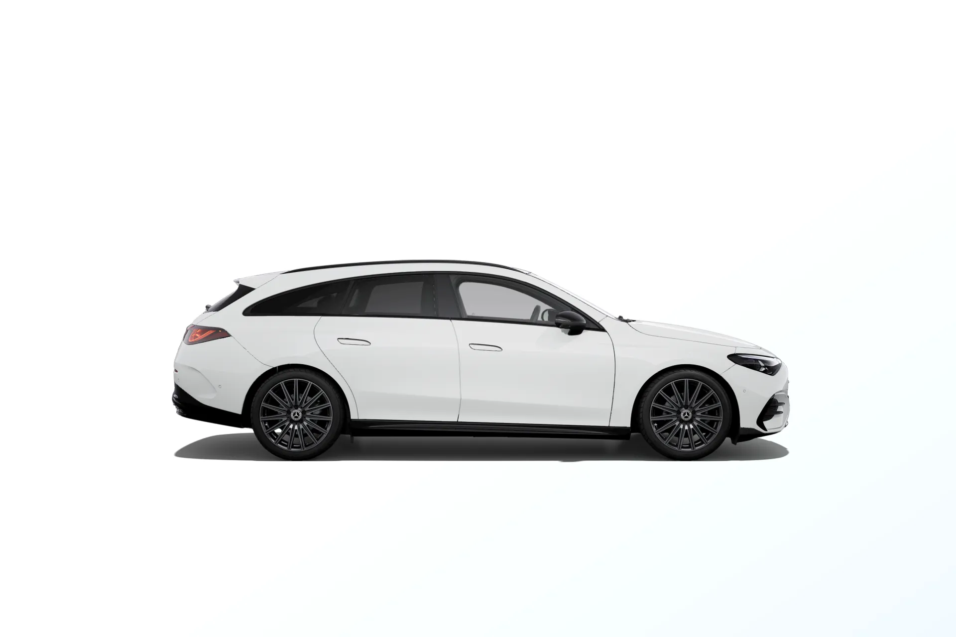 CLA Shooting Brake (X178), Linie AMG Plus, Nemetalická bílá polar, side