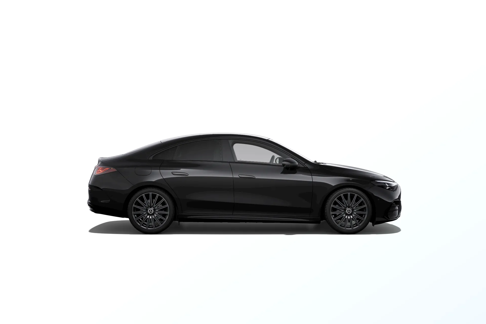 CLA (C174), Linie AMG Plus, Nemetalická černá night, side