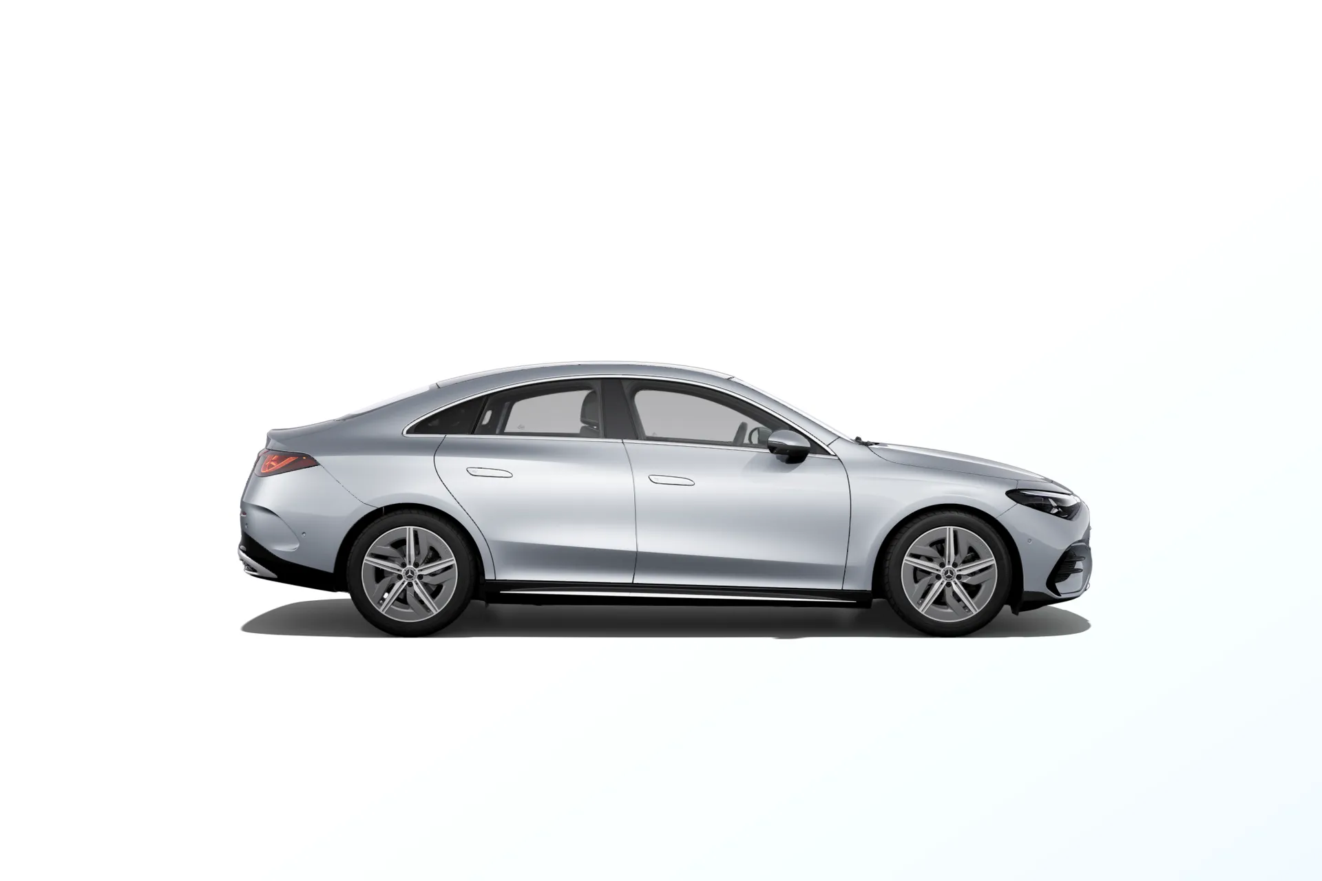 CLA (C178), Linie AMG, Metalická stříbrná high-tech, side