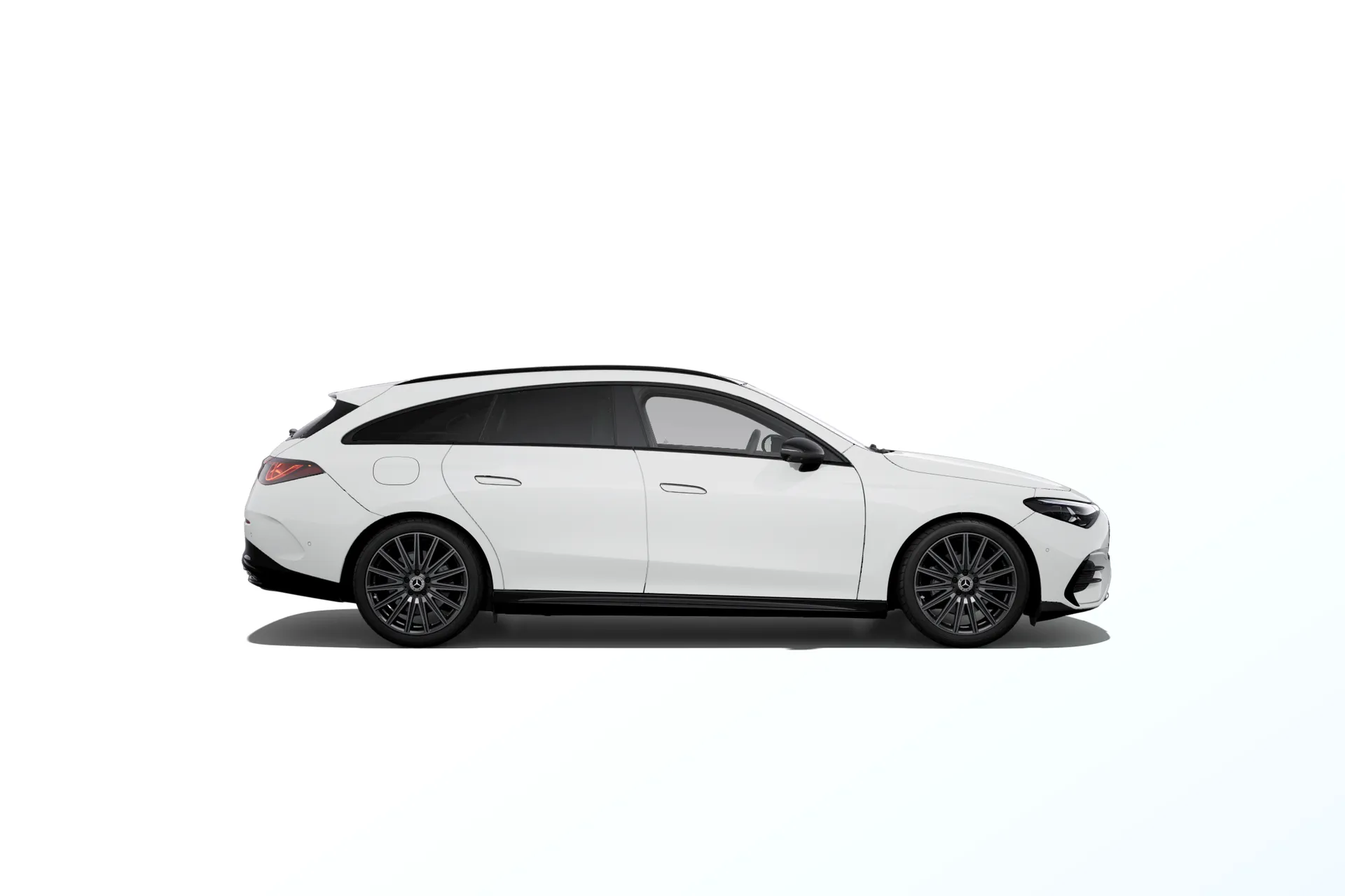 CLA Shooting Brake (X174), Linie AMG Plus, Nemetalická bílá polar, side