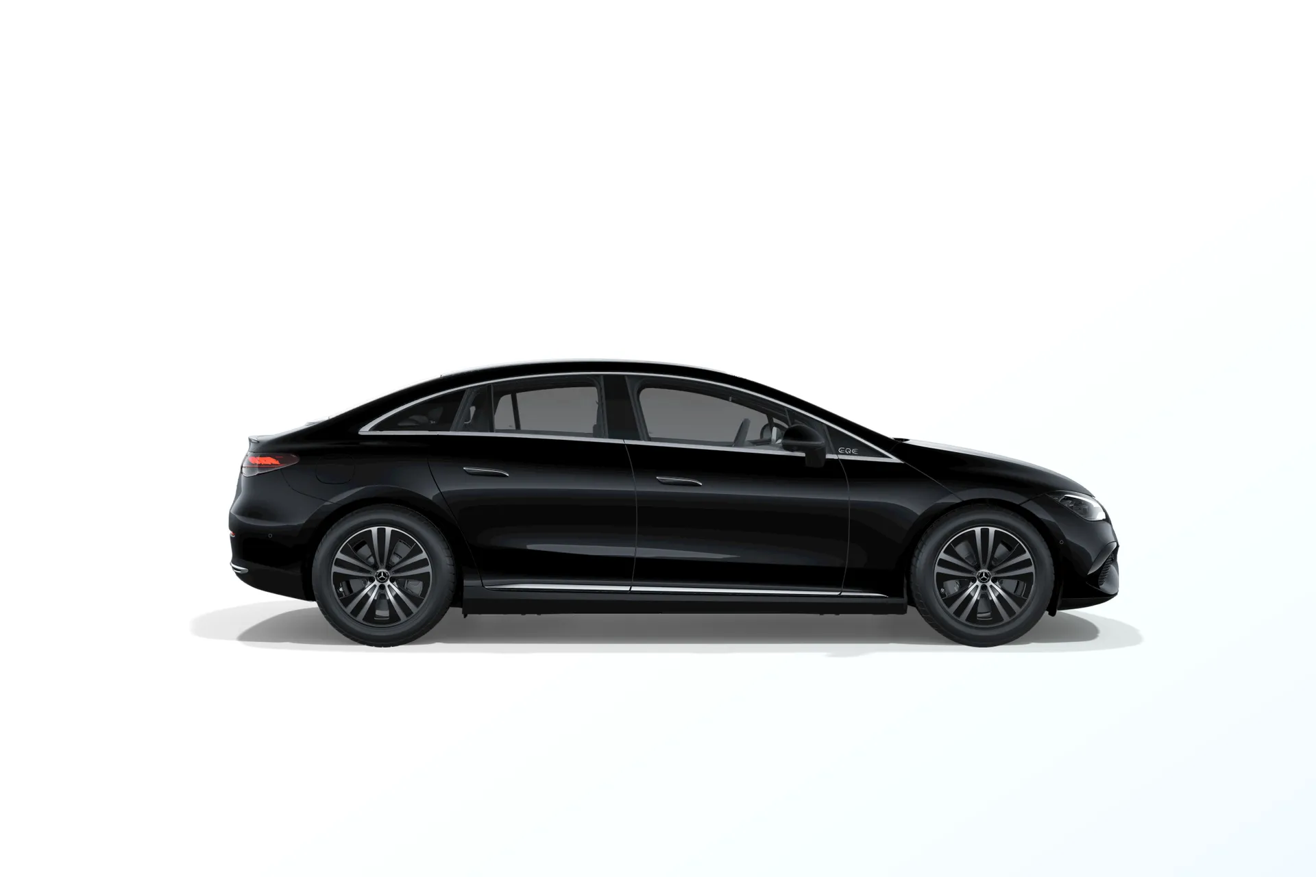 EQE sedan (V295), Linie Electric Art interiér, Metalická černá obsidian, side