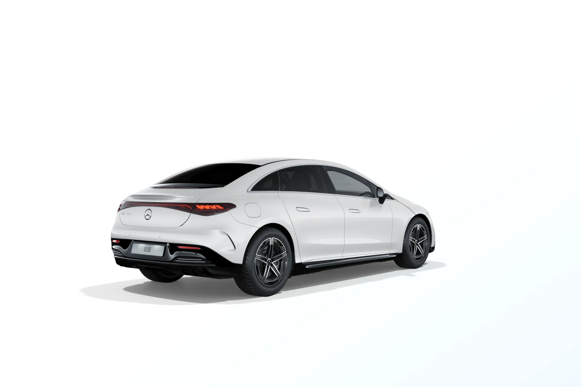EQE sedan (V295), Sada linie AMG exteriér + linie AMG interiér, Bílá opalite bright MANUFAKTUR, rear
