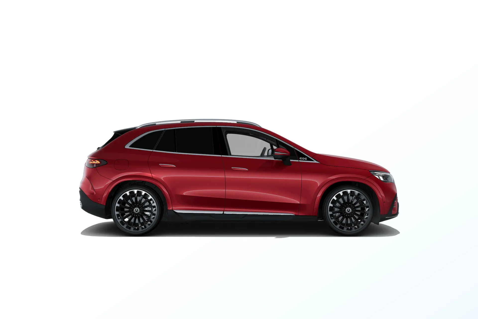EQE SUV (X294), Linie AMG exteriér, Metalická červená patagonia MANUFAKTUR, side