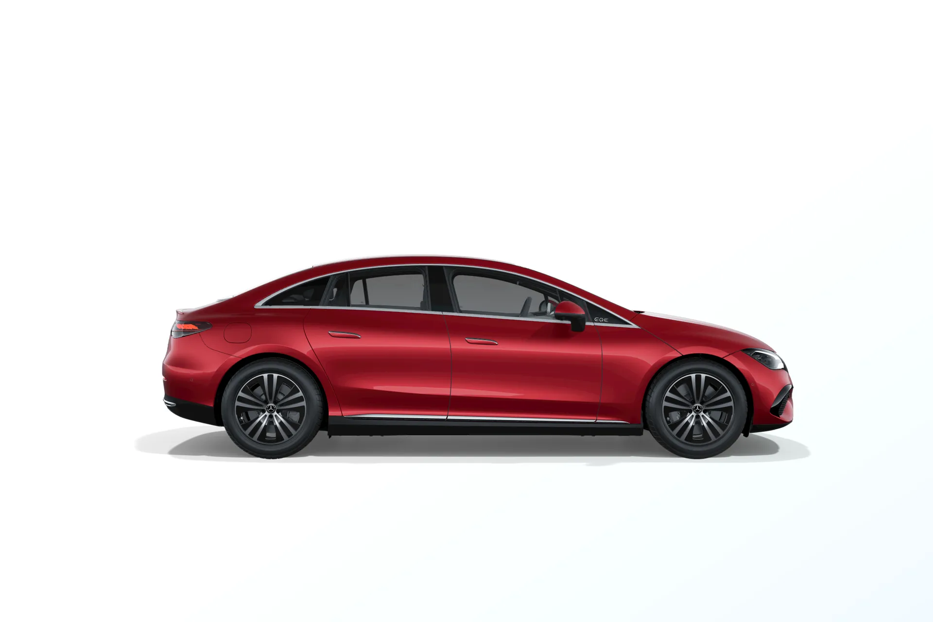 EQE sedan (V295), Linie Electric Art interiér, Červená patagonia bright MANUFAKTUR, side