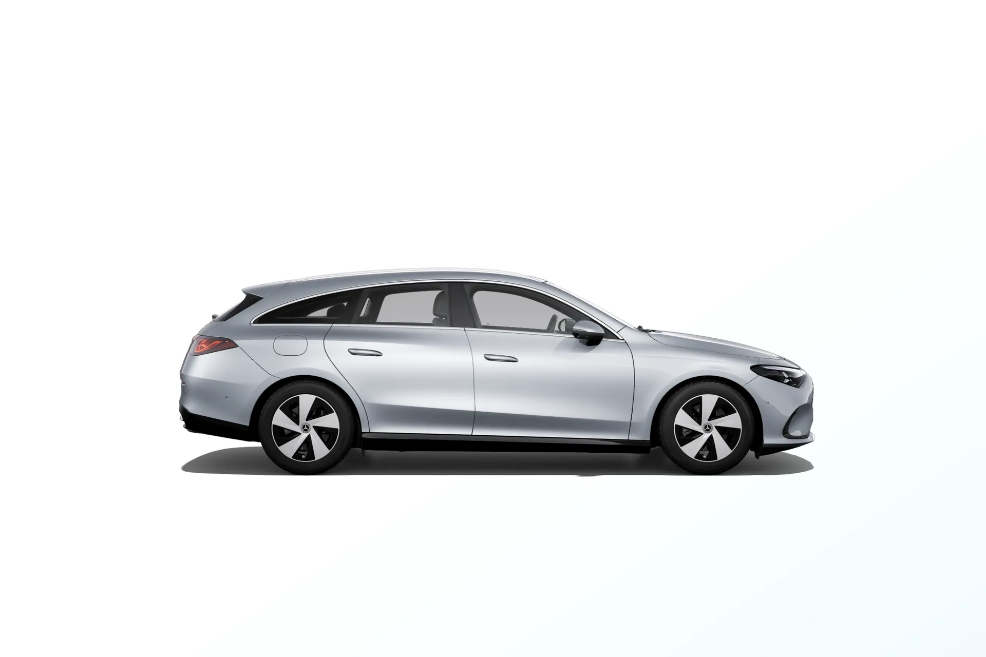 CLA Shooting Brake (X174), Linie Progressive, Metalická stříbrná high-tech, side