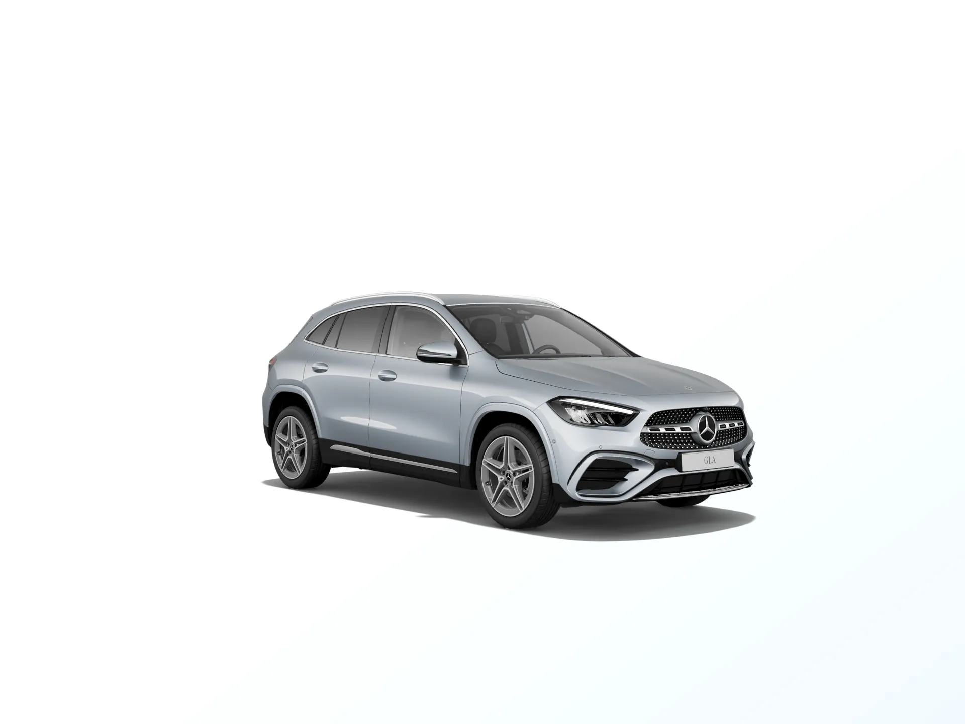GLA (H247-fl), Linie AMG, Metalická stříbrná high-tech, front